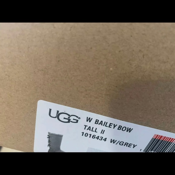 NIB UGG Bailey Bow Tall Triplet Grey HTF - Picture 6 of 8